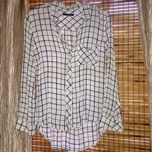 Lightweight casual checkered button up